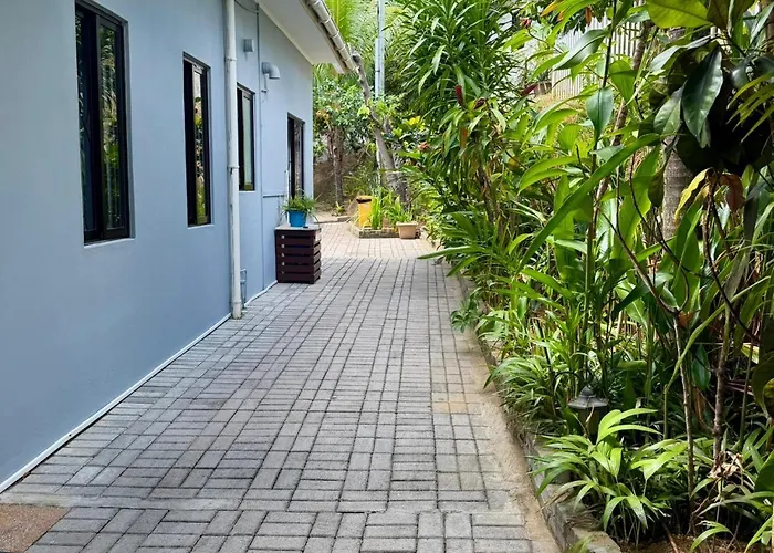 Riviere Self Catering Beau Vallon (Mahe)